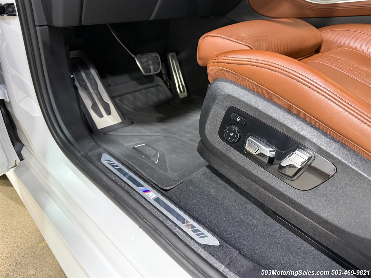 2023 BMW X5 xDrive45e   - Photo 60 - Beaverton, OR 97005