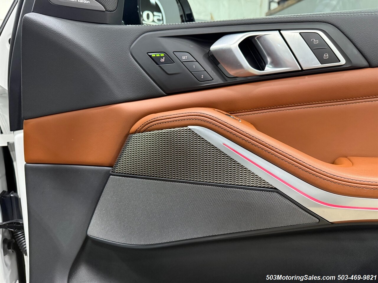 2023 BMW X5 xDrive45e   - Photo 101 - Beaverton, OR 97005