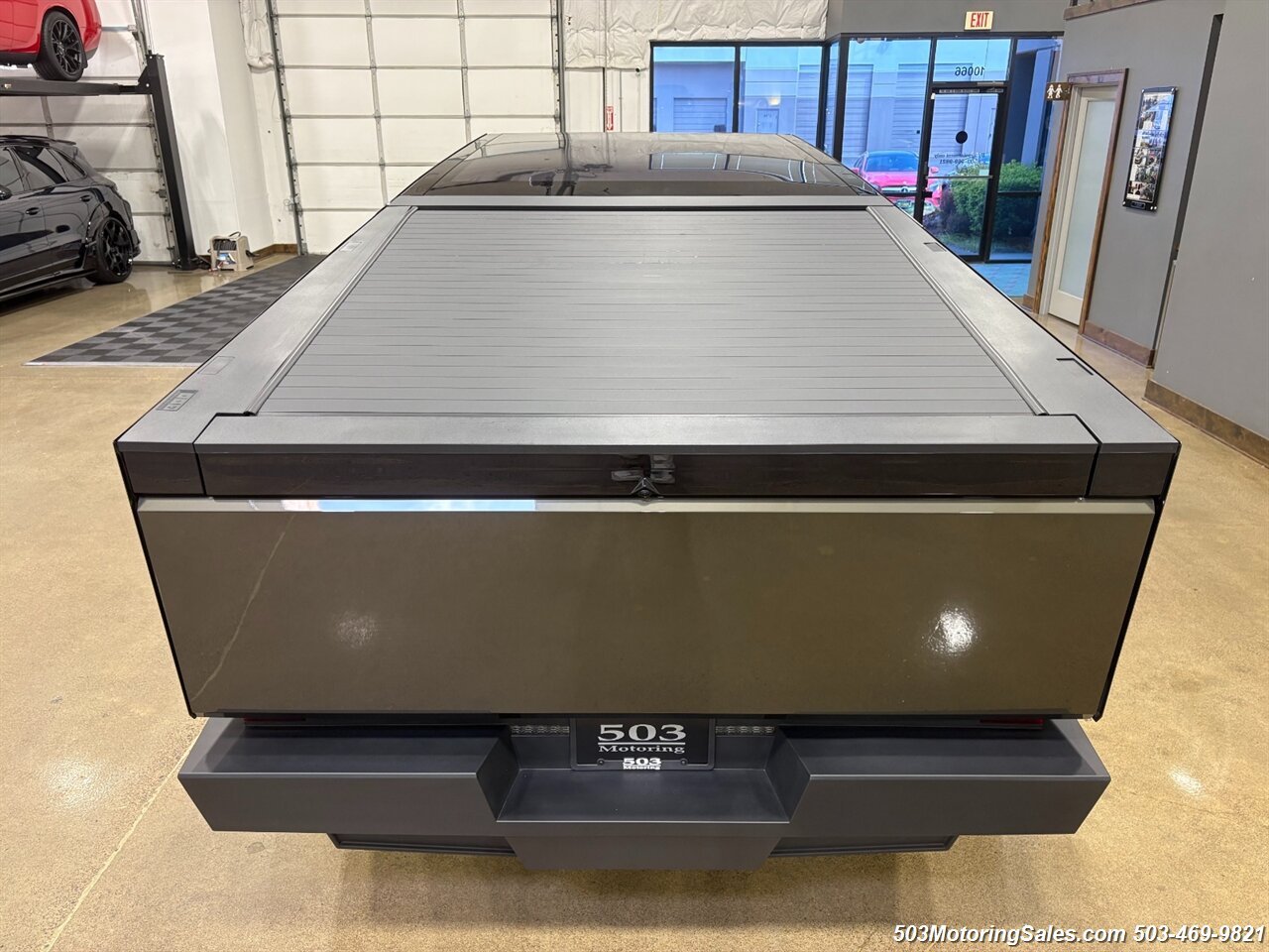 2024 Tesla Cybertruck Foundation Series   - Photo 11 - Beaverton, OR 97005