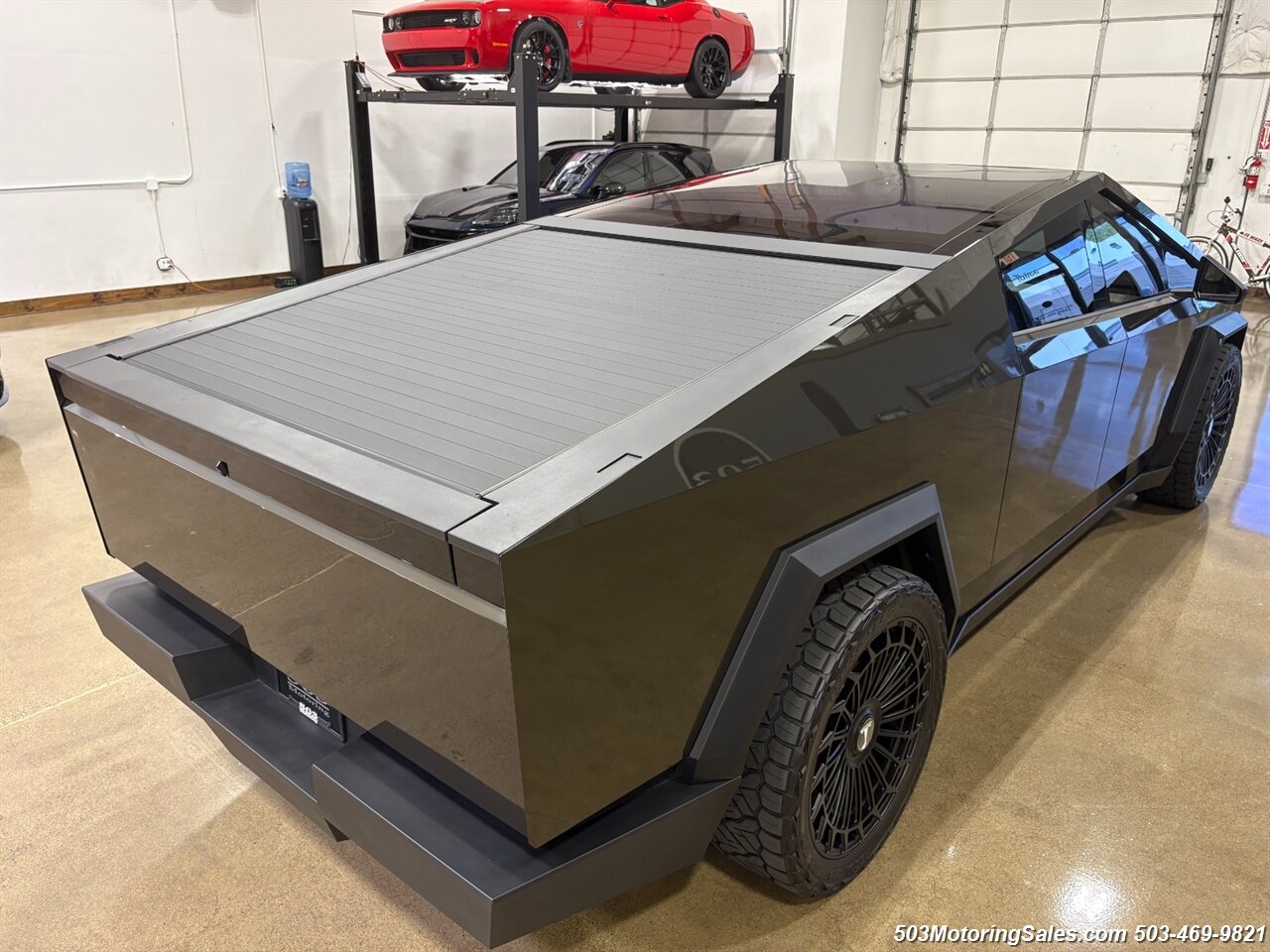 2024 Tesla Cybertruck Foundation Series   - Photo 38 - Beaverton, OR 97005
