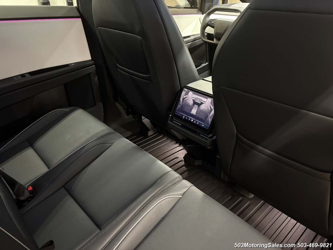 2024 Tesla Cybertruck Foundation Series   - Photo 25 - Beaverton, OR 97005