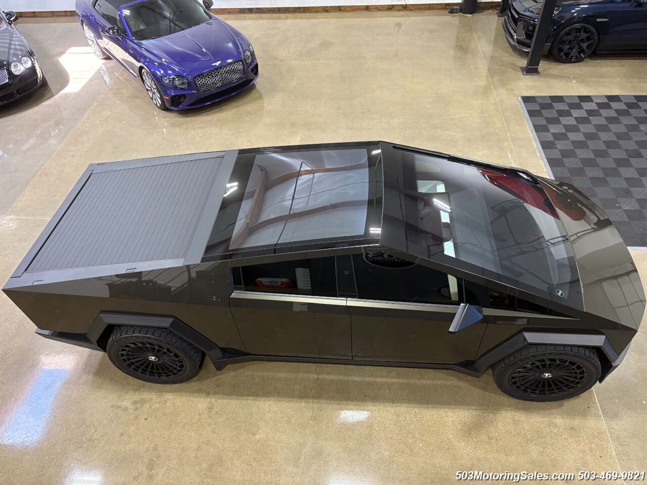 2024 Tesla Cybertruck Foundation Series   - Photo 39 - Beaverton, OR 97005