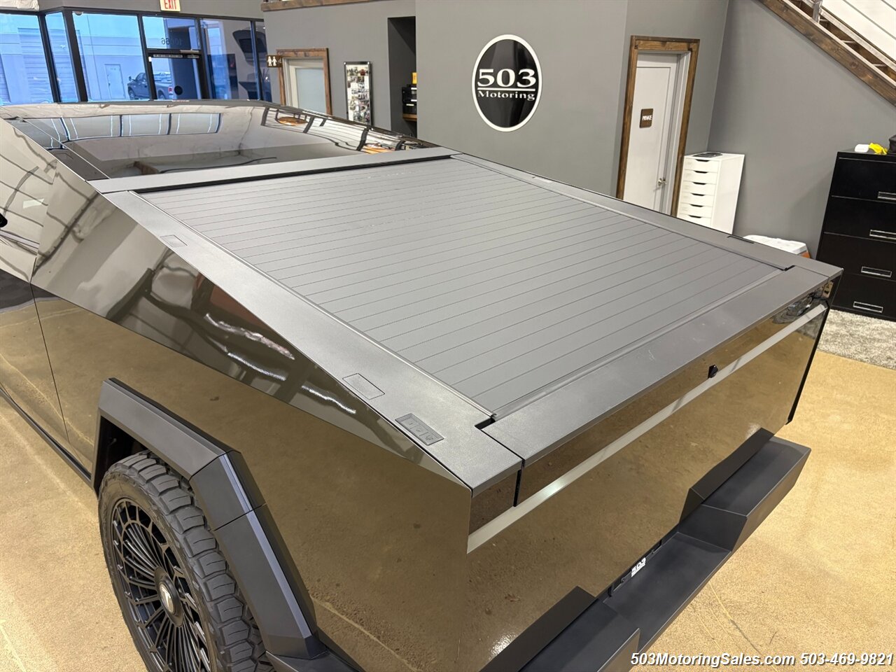 2024 Tesla Cybertruck Foundation Series   - Photo 12 - Beaverton, OR 97005