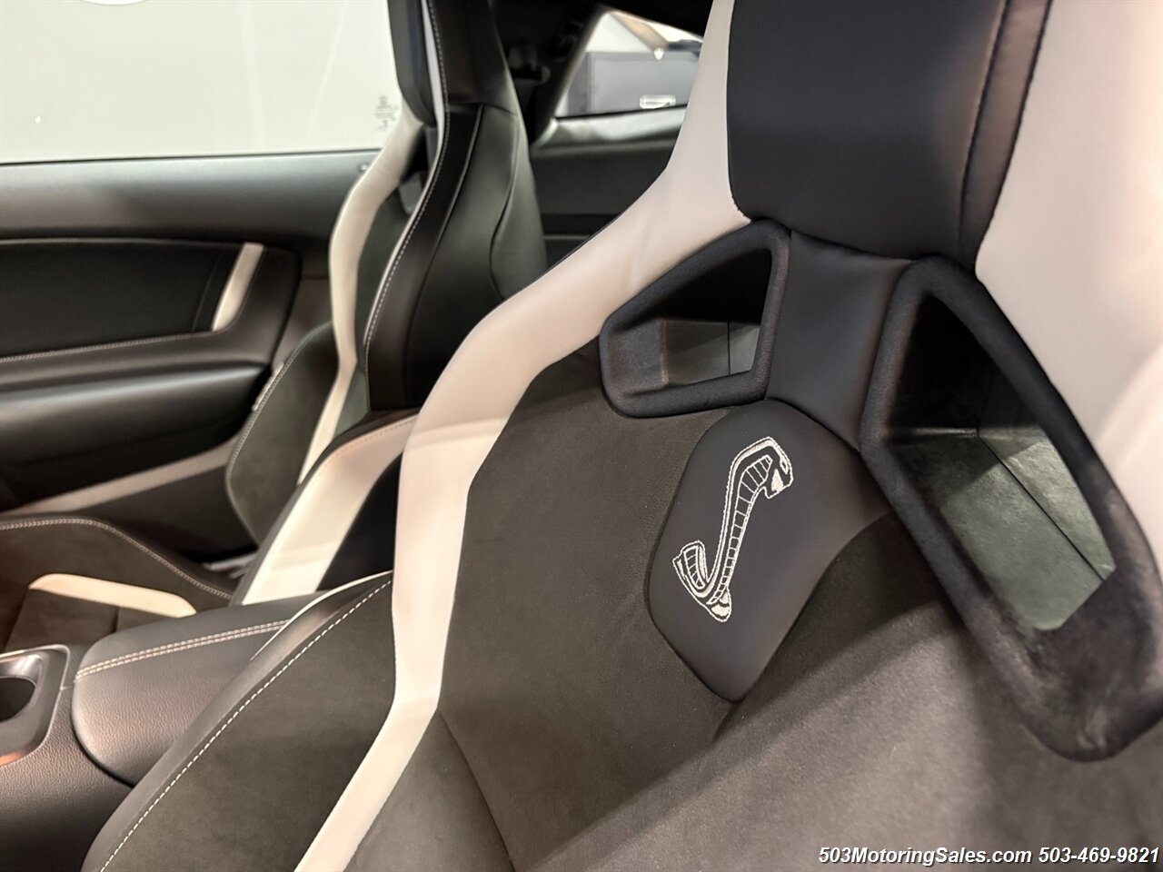 2022 Ford Mustang Shelby GT500   - Photo 4 - Beaverton, OR 97005