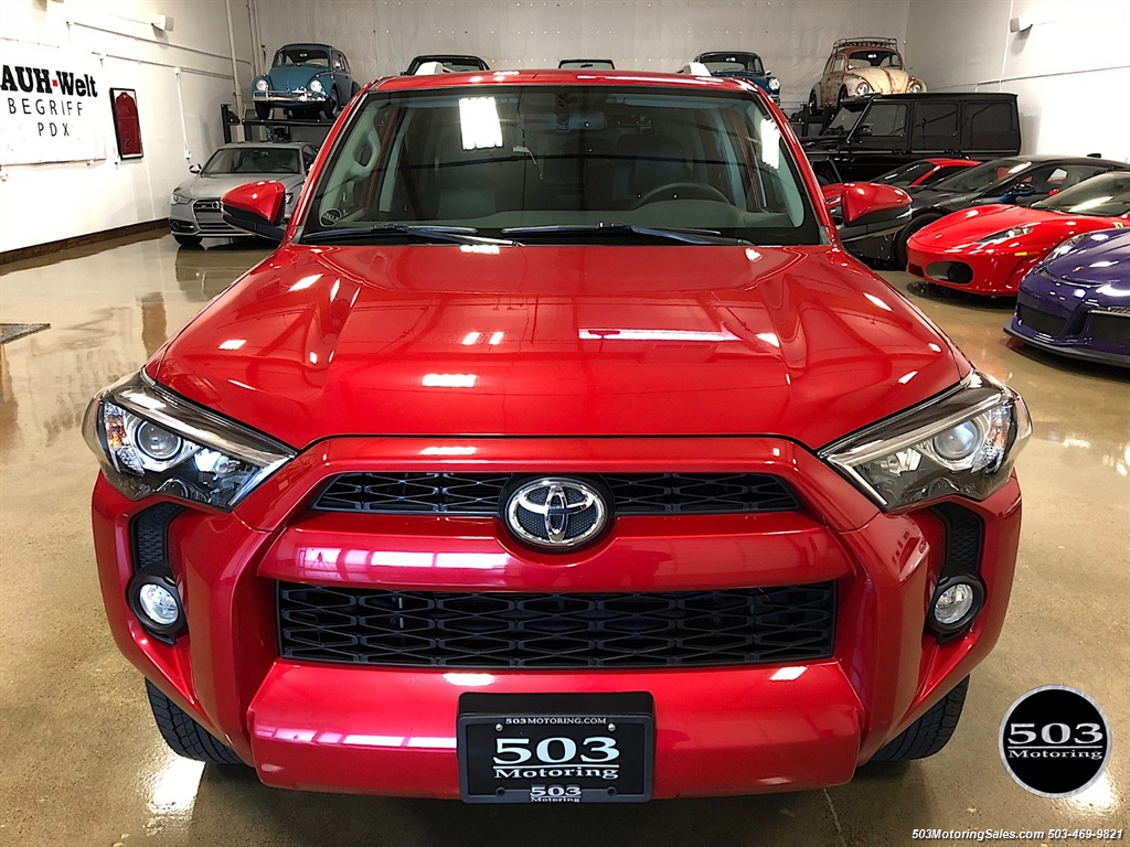 2017 Toyota 4Runner SR5   - Photo 3 - Beaverton, OR 97005