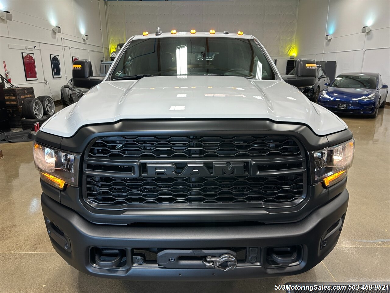 2024 RAM 2500 Tradesman  Crew Cab 4x4 - Photo 3 - Beaverton, OR 97005