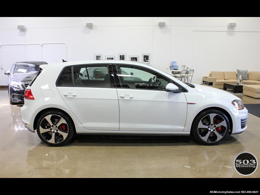 2017 Volkswagen Golf GTI SE; White/Black w/ Only 2k Miles!   - Photo 6 - Beaverton, OR 97005