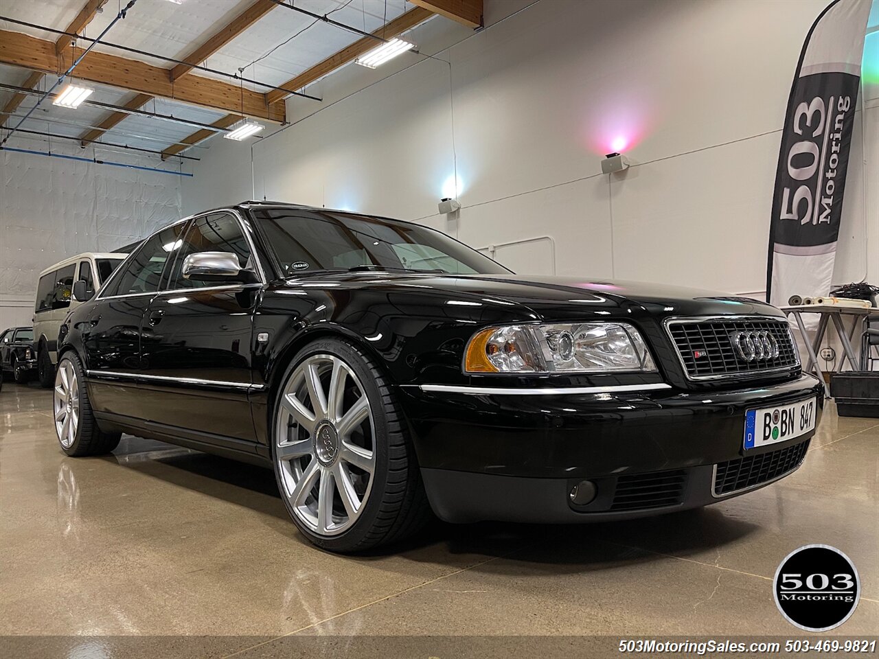 2001 Audi S8 quattro   - Photo 13 - Beaverton, OR 97005