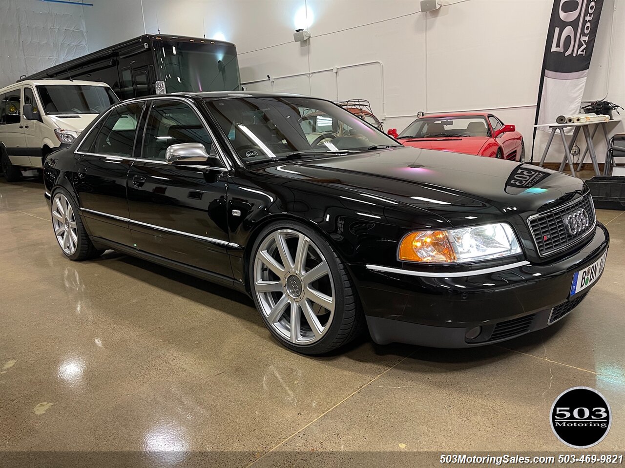 2001 Audi S8 quattro   - Photo 32 - Beaverton, OR 97005