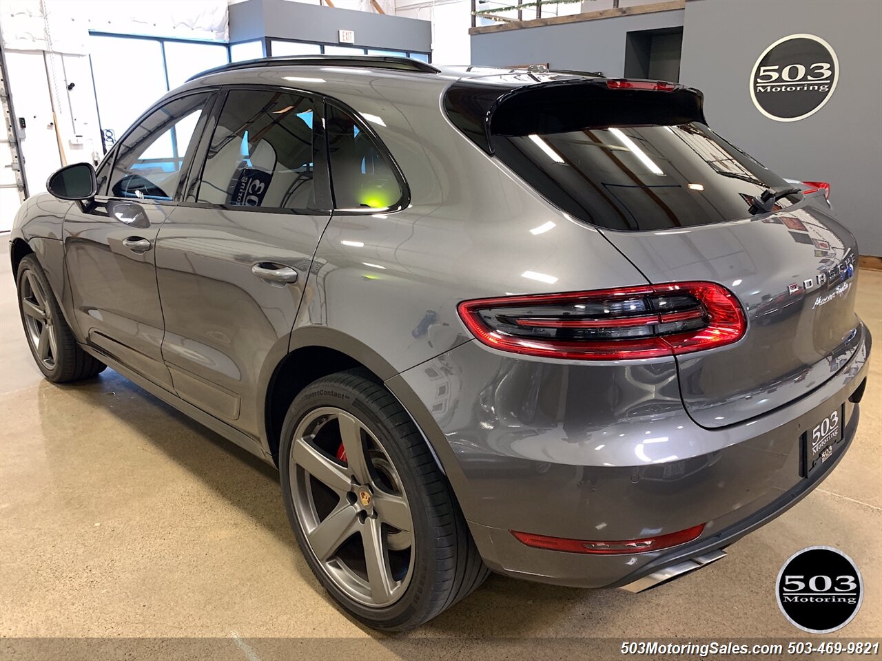 2016 Porsche Macan Turbo   - Photo 34 - Beaverton, OR 97005