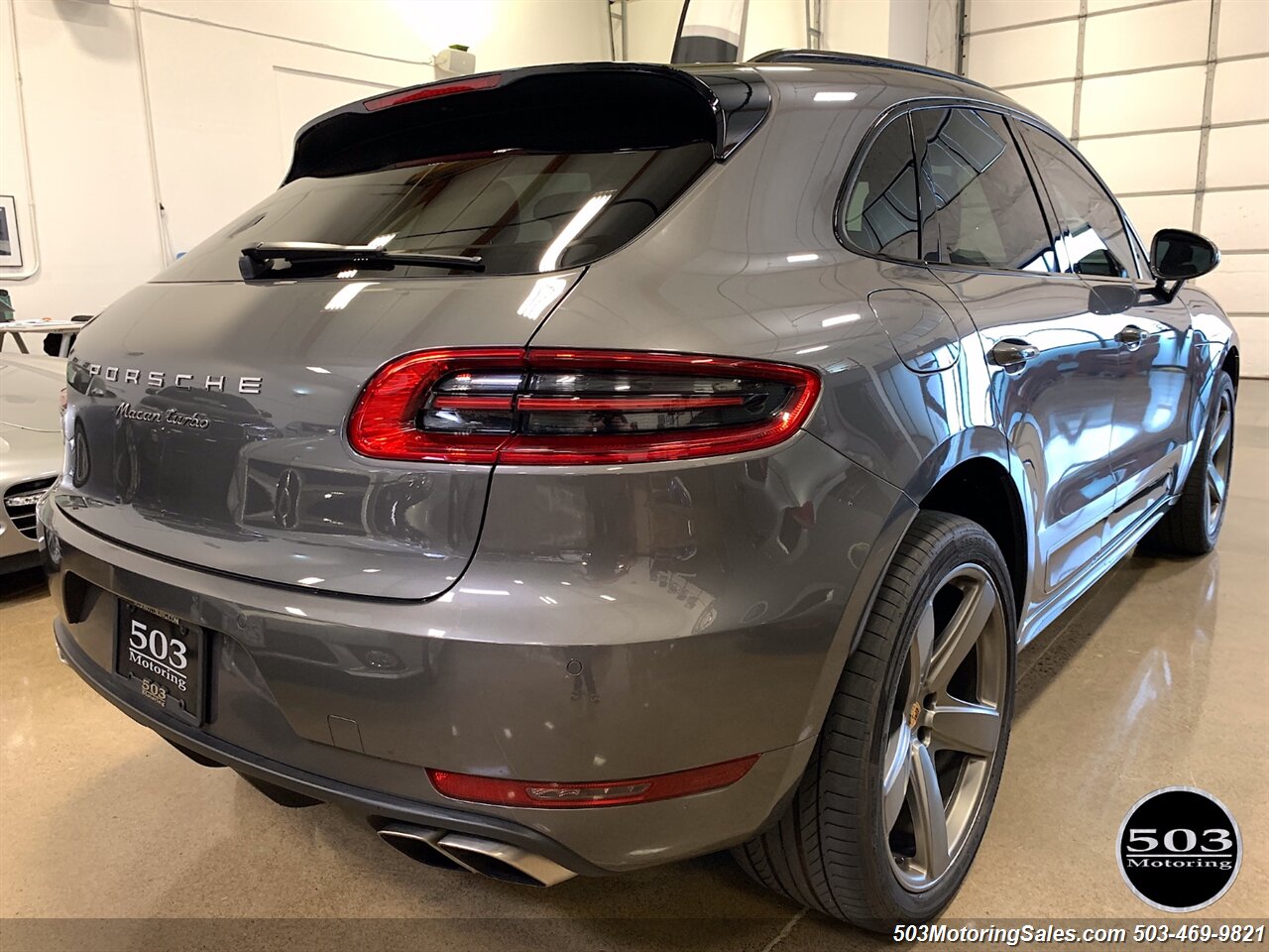 2016 Porsche Macan Turbo   - Photo 26 - Beaverton, OR 97005