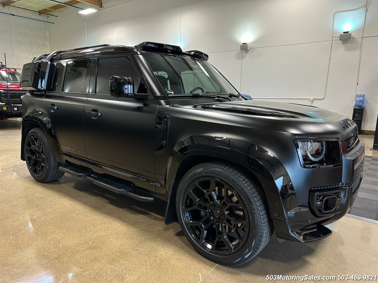 2024 Land Rover Defender 110 V8 P525  Urban Automotive Widetrack - Photo 27 - Beaverton, OR 97005