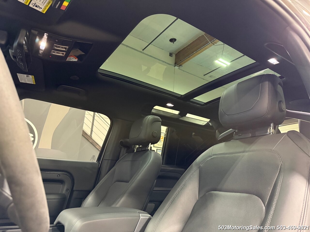 2024 Land Rover Defender 90 V8  URBAN WIDETRACK - Photo 70 - Beaverton, OR 97005