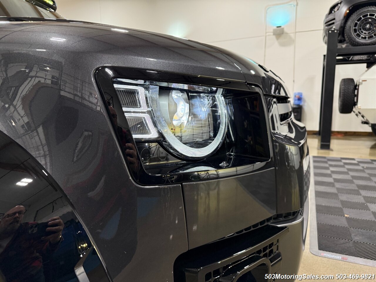 2024 Land Rover Defender 90 V8  URBAN WIDETRACK - Photo 29 - Beaverton, OR 97005