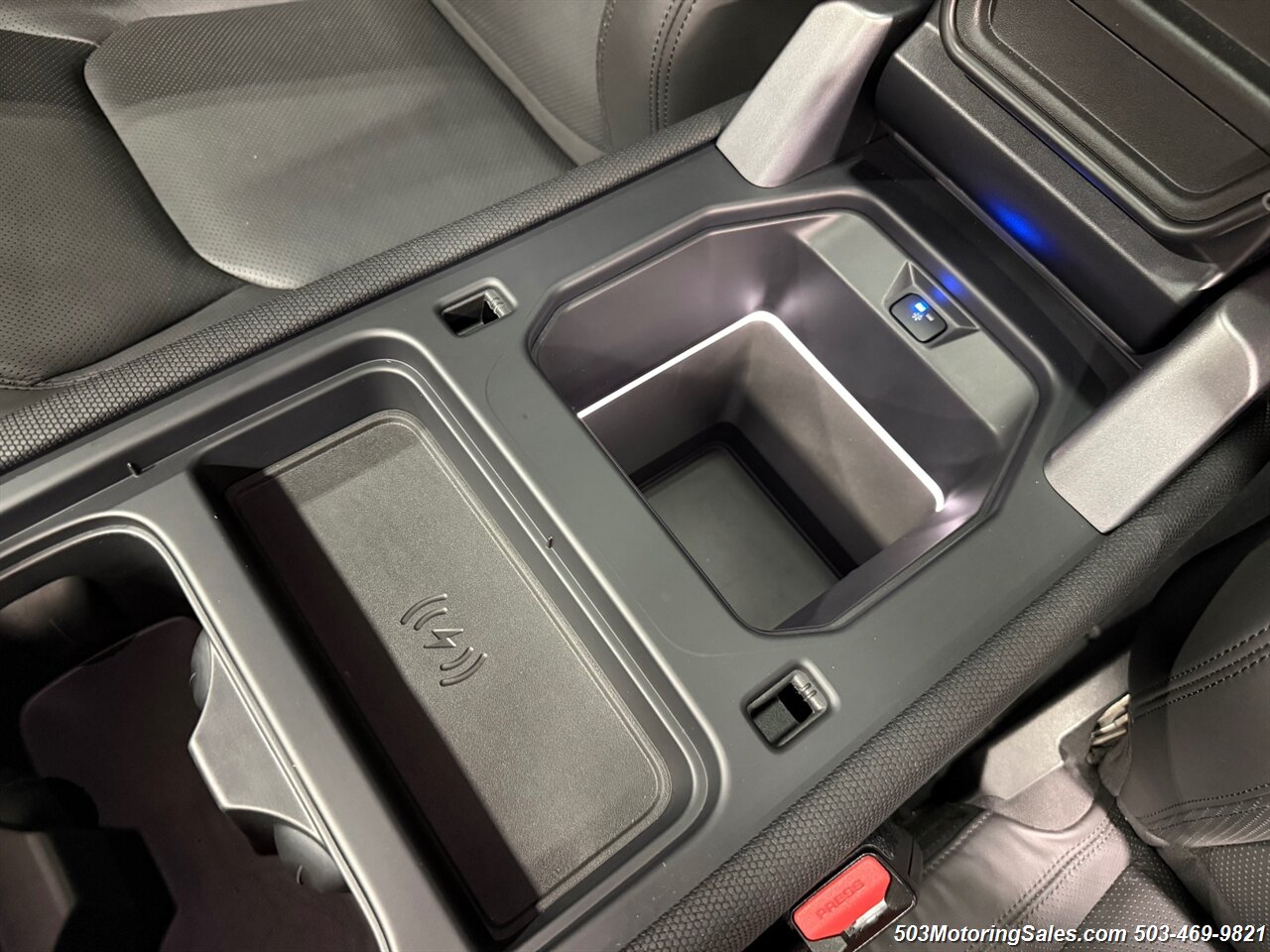 2024 Land Rover Defender 90 V8  URBAN WIDETRACK - Photo 24 - Beaverton, OR 97005