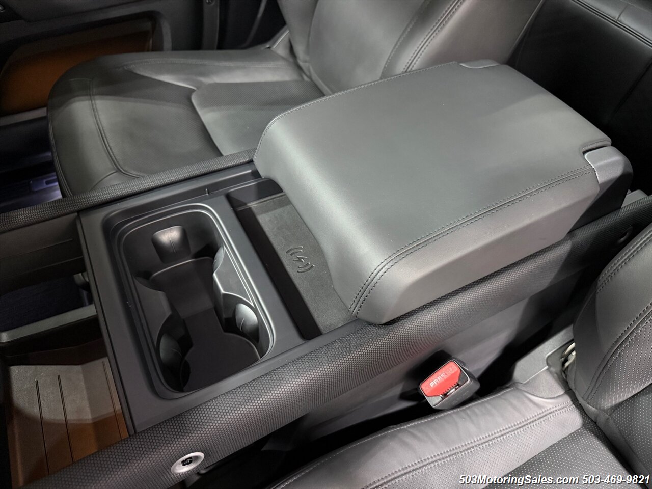 2024 Land Rover Defender 90 V8  URBAN WIDETRACK - Photo 81 - Beaverton, OR 97005