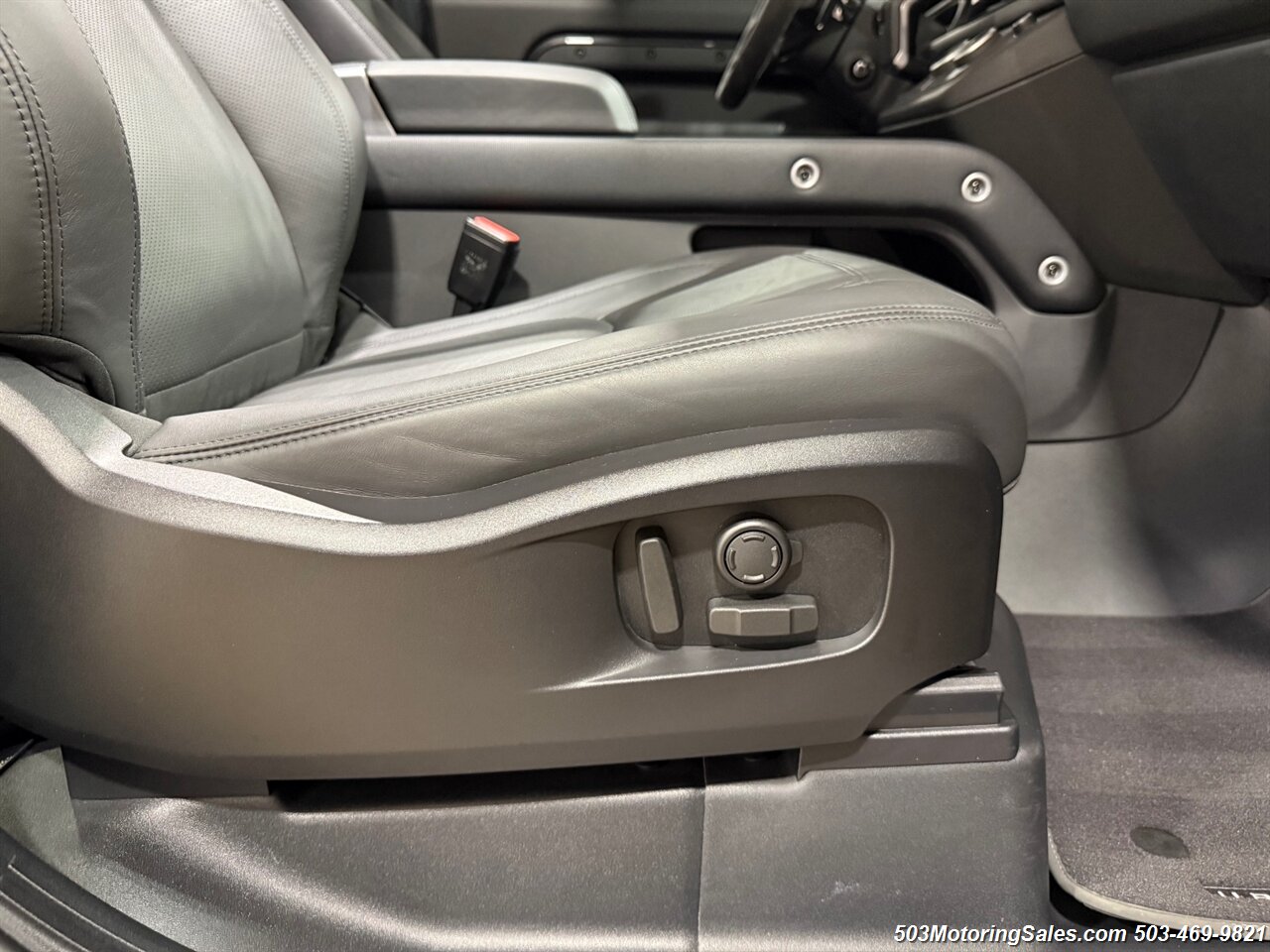 2024 Land Rover Defender 90 V8  URBAN WIDETRACK - Photo 107 - Beaverton, OR 97005
