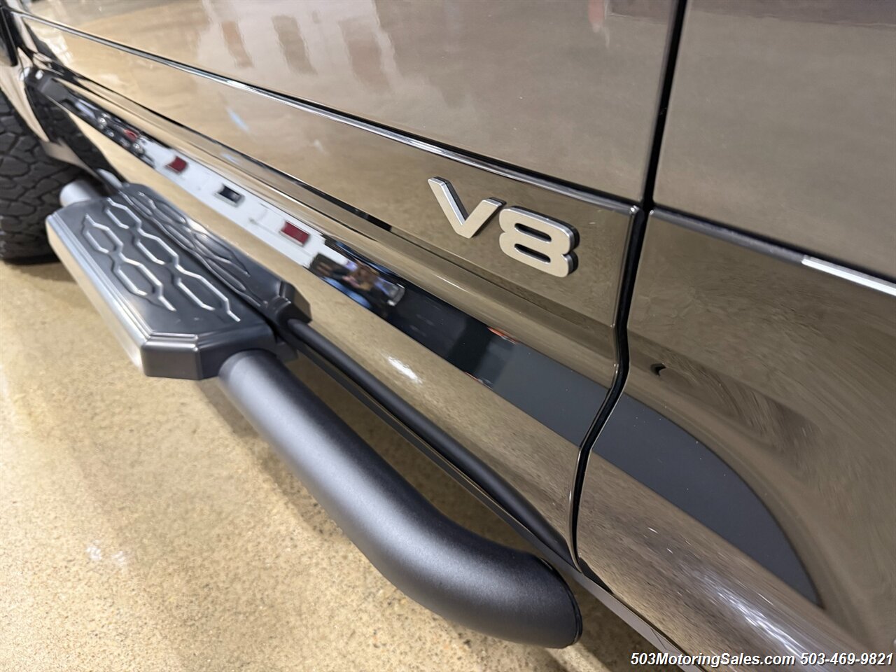 2024 Land Rover Defender 90 V8  URBAN WIDETRACK - Photo 34 - Beaverton, OR 97005