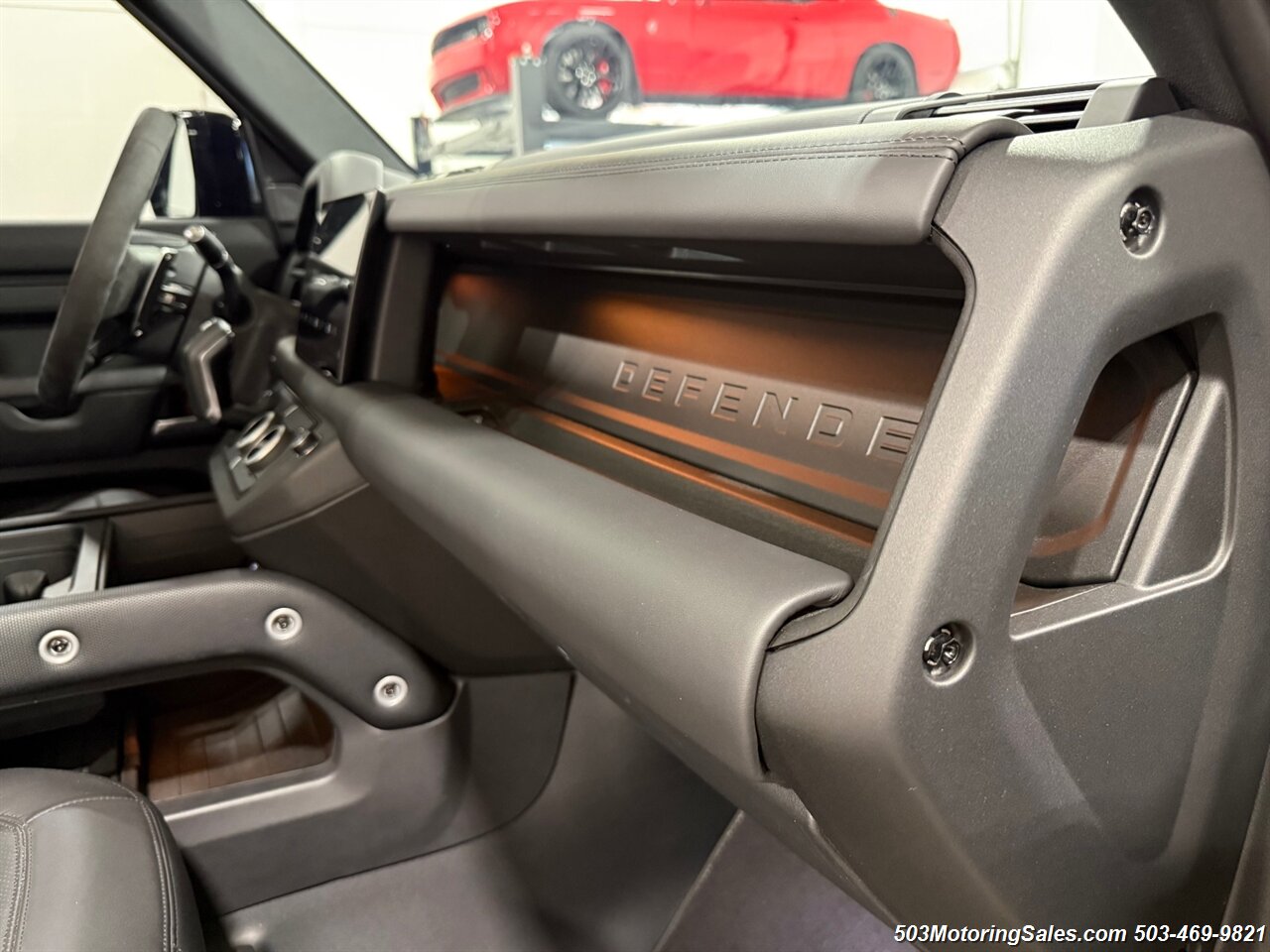 2024 Land Rover Defender 90 V8  URBAN WIDETRACK - Photo 102 - Beaverton, OR 97005