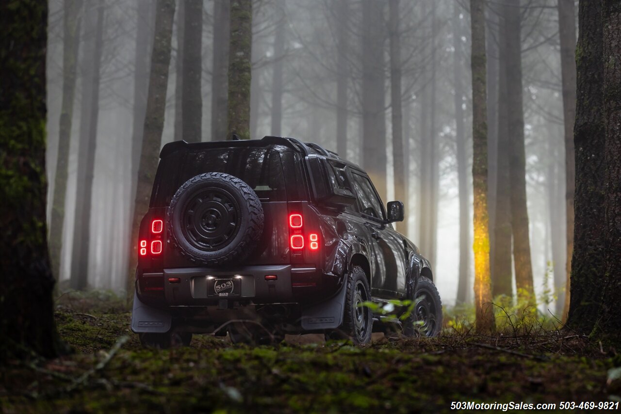 2024 Land Rover Defender 90 V8  URBAN WIDETRACK - Photo 13 - Beaverton, OR 97005