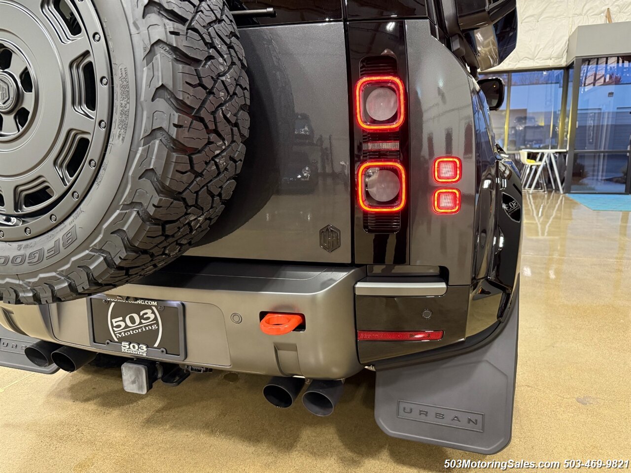 2024 Land Rover Defender 90 V8  URBAN WIDETRACK - Photo 40 - Beaverton, OR 97005