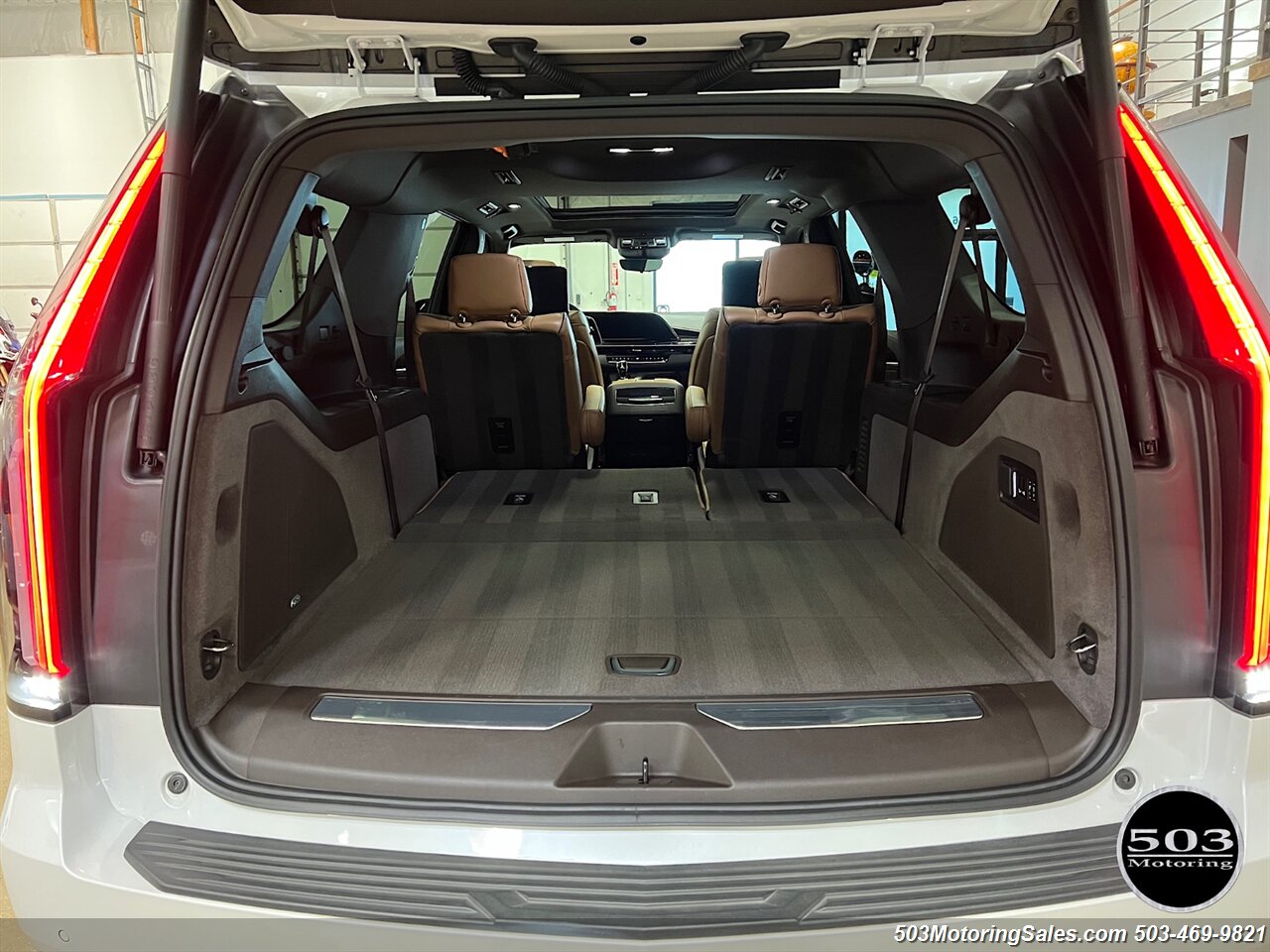 2021 Cadillac Escalade ESV Premium Luxury   - Photo 56 - Beaverton, OR 97005