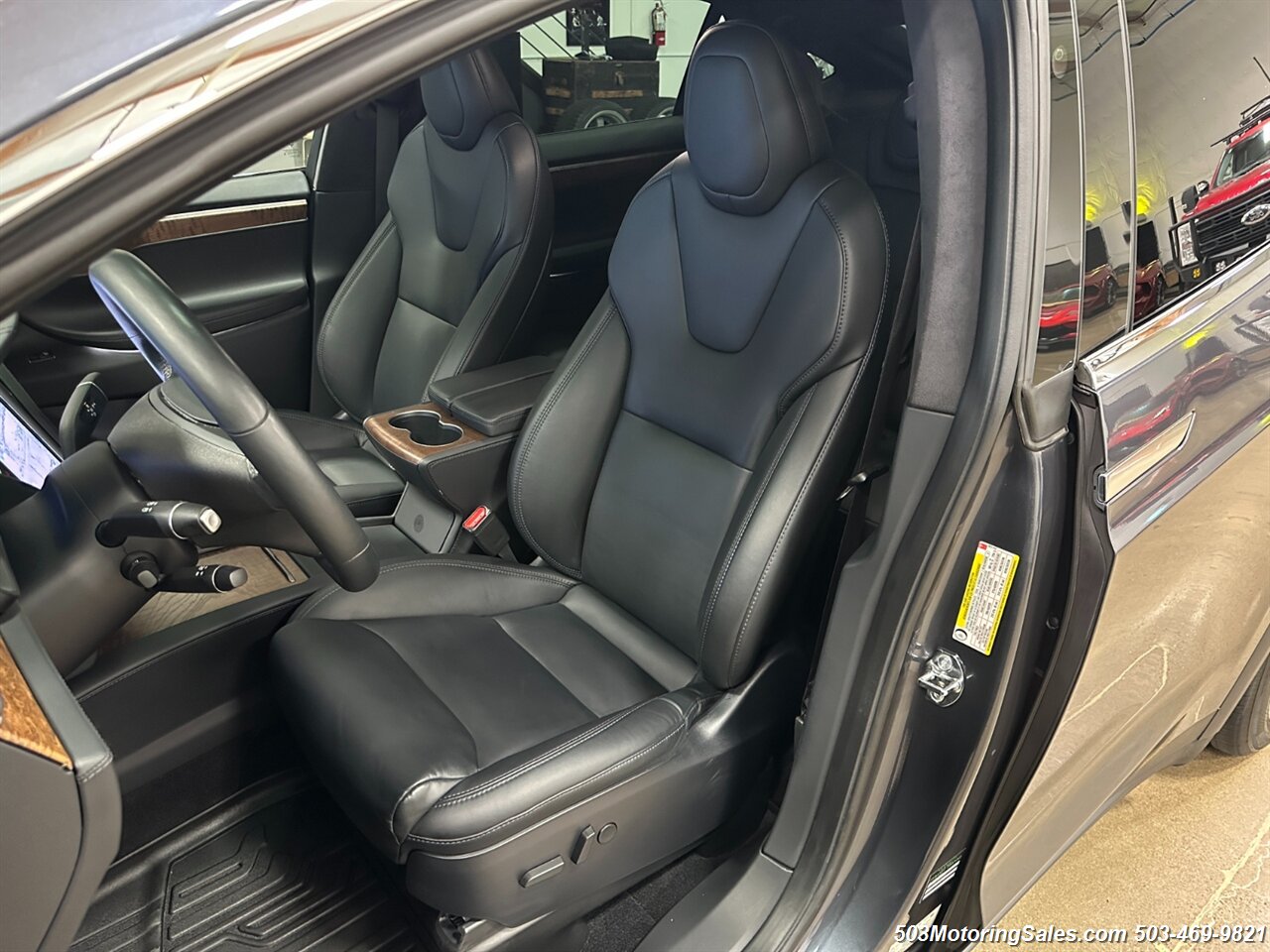 2020 Tesla Model X Long Range Plus   - Photo 7 - Beaverton, OR 97005