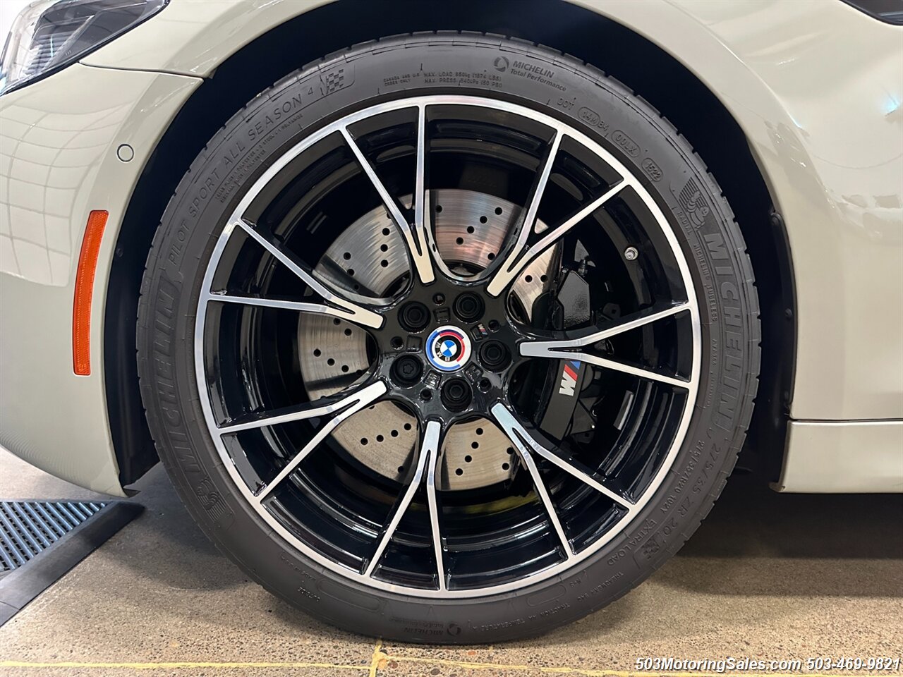 2023 BMW M5 Competition   - Photo 2 - Beaverton, OR 97005