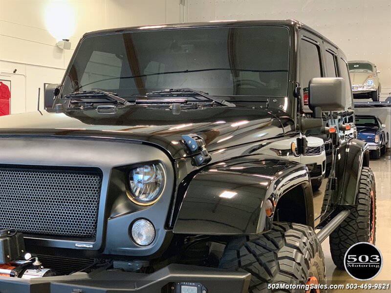 2014 Jeep Wrangler Unlimited Sahara 4x4; Lifted w/ Leather & Nav   - Photo 13 - Beaverton, OR 97005