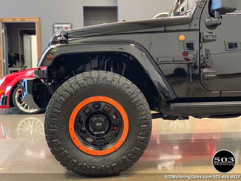 2014 Jeep Wrangler Unlimited Sahara 4x4; Lifted w/ Leather & Nav   - Photo 17 - Beaverton, OR 97005