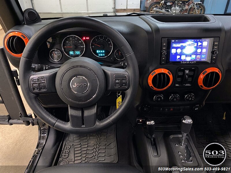 2014 Jeep Wrangler Unlimited Sahara 4x4; Lifted w/ Leather & Nav   - Photo 4 - Beaverton, OR 97005