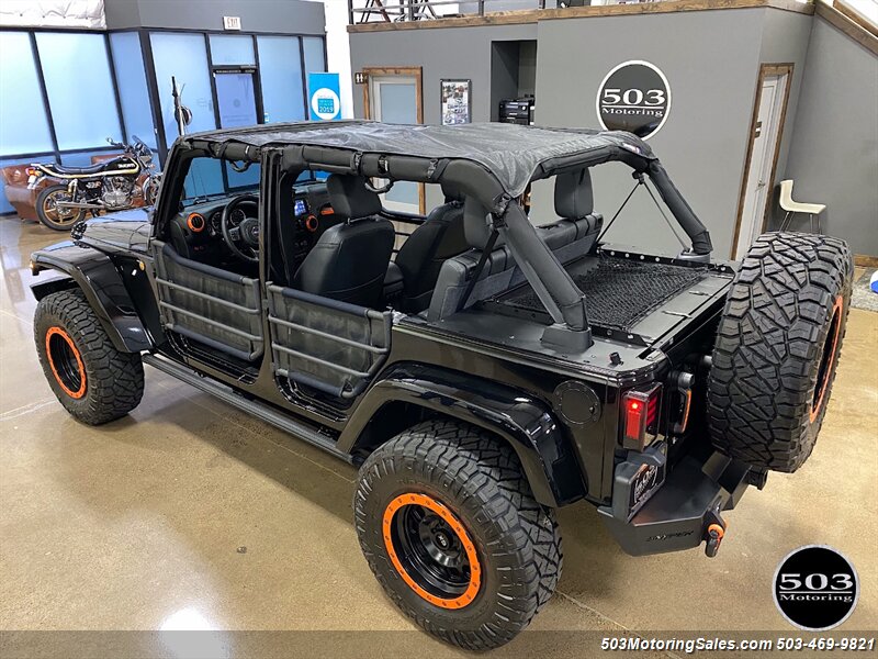 2014 Jeep Wrangler Unlimited Sahara 4x4; Lifted w/ Leather & Nav   - Photo 6 - Beaverton, OR 97005