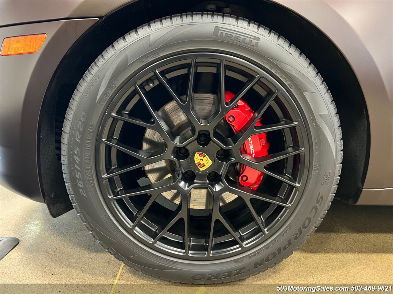 2018 Porsche Macan GTS   - Photo 2 - Beaverton, OR 97005