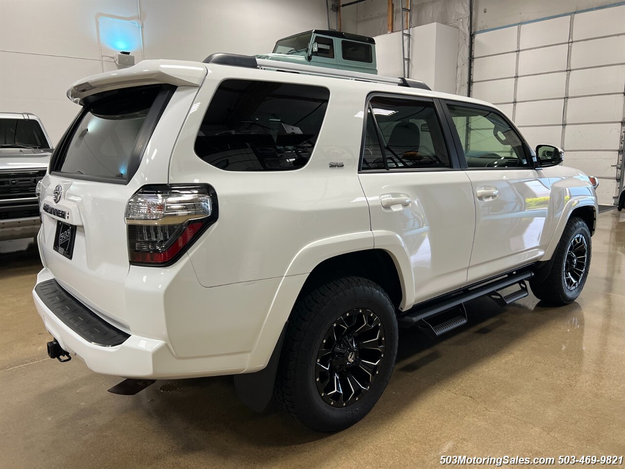 2022 Toyota 4Runner SR5 Premium   - Photo 27 - Beaverton, OR 97005