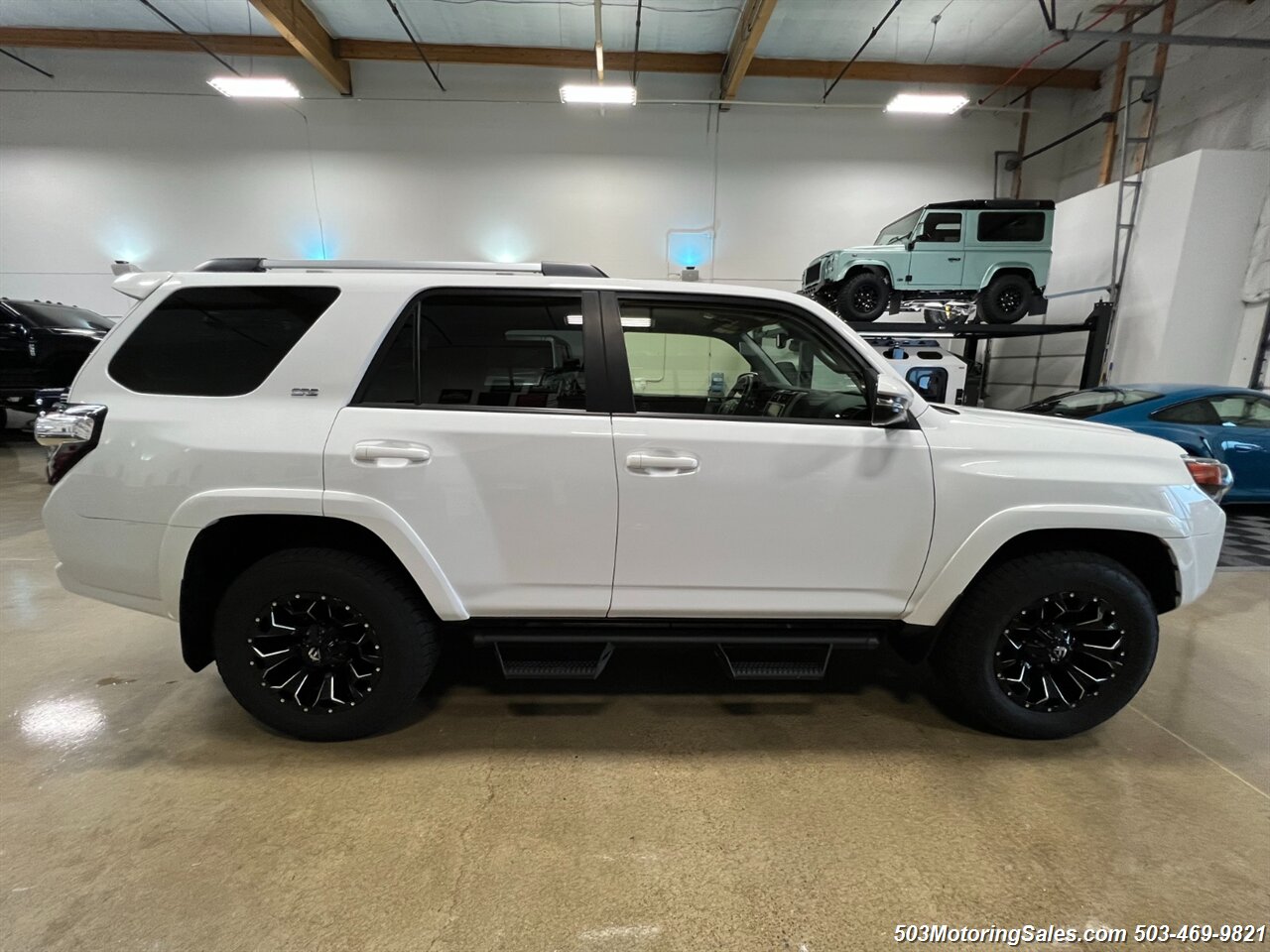 2022 Toyota 4Runner SR5 Premium   - Photo 22 - Beaverton, OR 97005