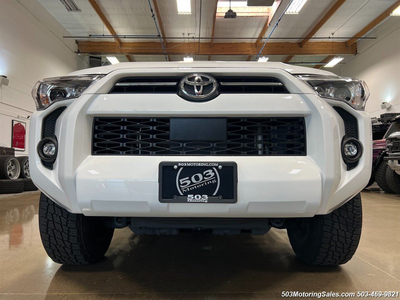 2022 Toyota 4Runner SR5 Premium   - Photo 13 - Beaverton, OR 97005