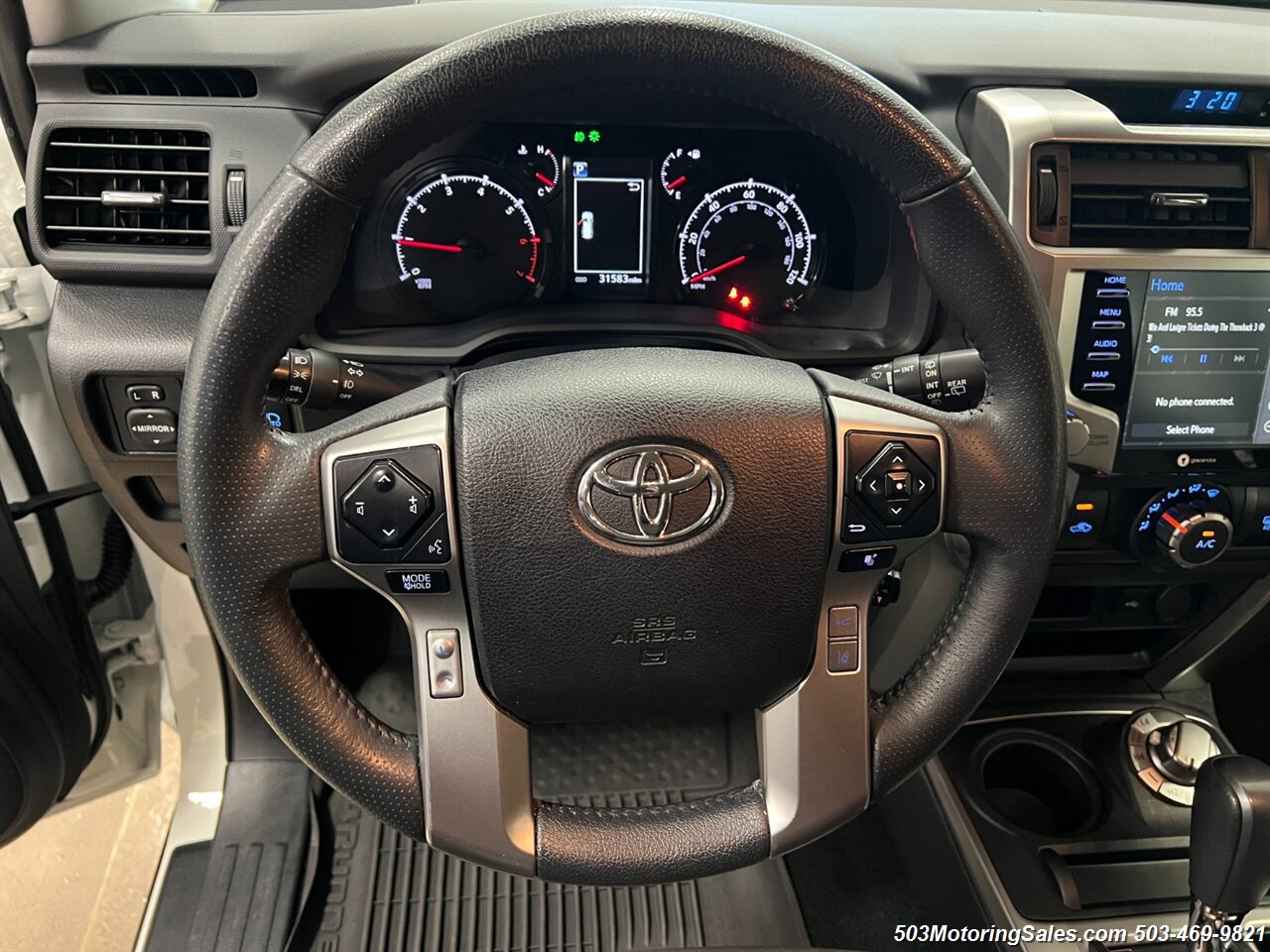 2022 Toyota 4Runner SR5 Premium   - Photo 5 - Beaverton, OR 97005