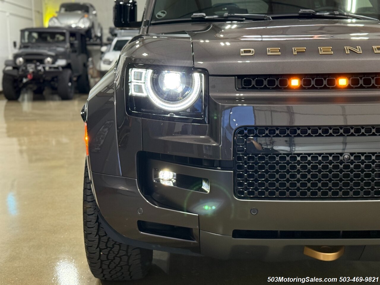 2025 Land Rover Defender 110 P635 OCTA   - Photo 34 - Beaverton, OR 97005