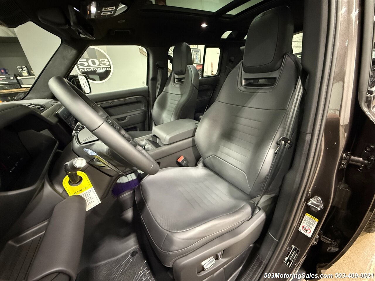 2025 Land Rover Defender 110 P635 OCTA   - Photo 5 - Beaverton, OR 97005
