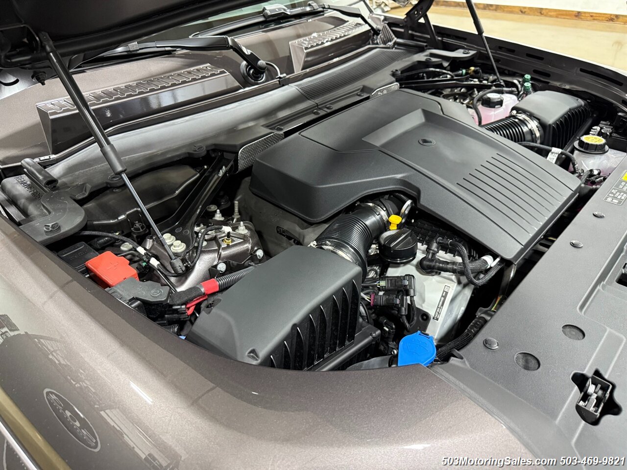 2025 Land Rover Defender 110 P635 OCTA   - Photo 112 - Beaverton, OR 97005