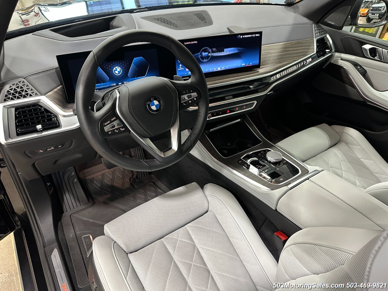 2024 BMW X5 xDrive40i   - Photo 8 - Beaverton, OR 97005