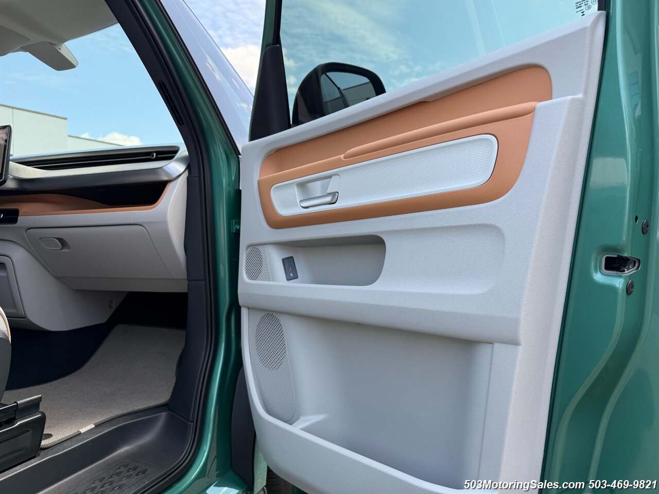 2025 Volkswagen ID. Buzz 1st Edition 4Motion - Photo 29 - Beaverton, OR 97005