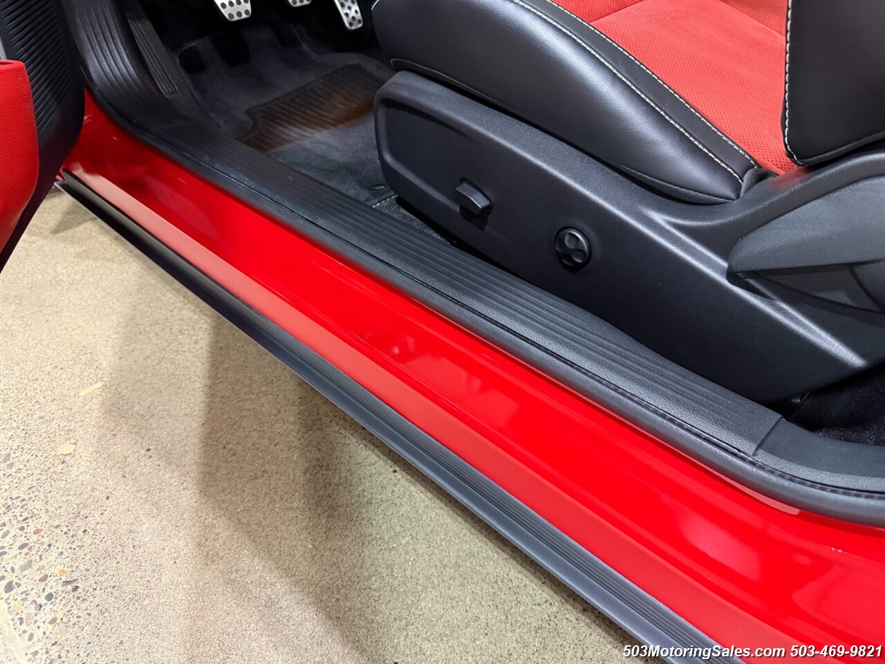 2015 Dodge Challenger SRT Hellcat - Photo 91 - Beaverton, OR 97005