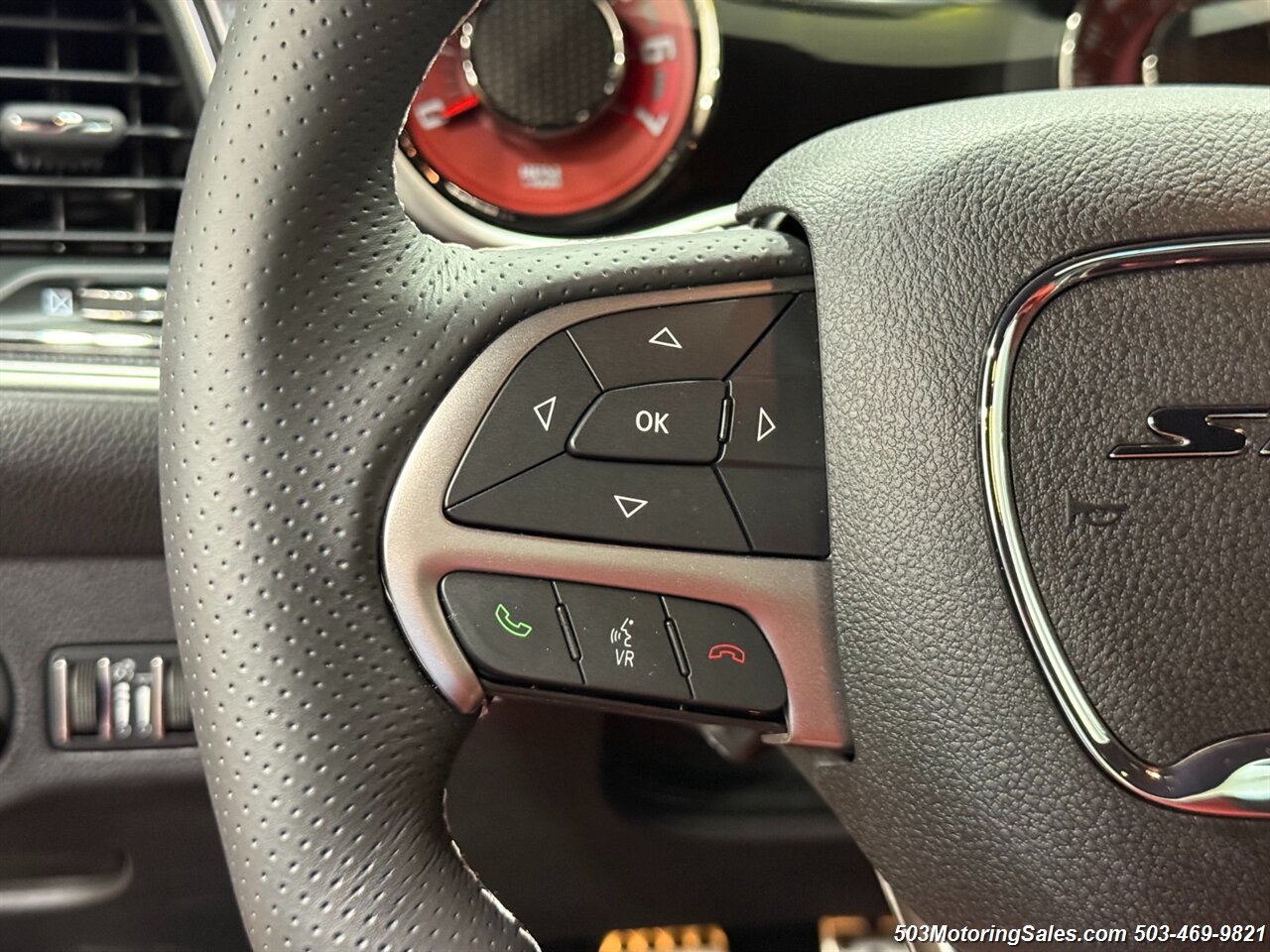 2015 Dodge Challenger SRT Hellcat - Photo 46 - Beaverton, OR 97005