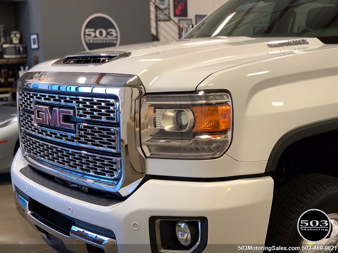 2019 GMC Sierra 3500 Denali Dually DRW   - Photo 7 - Beaverton, OR 97005