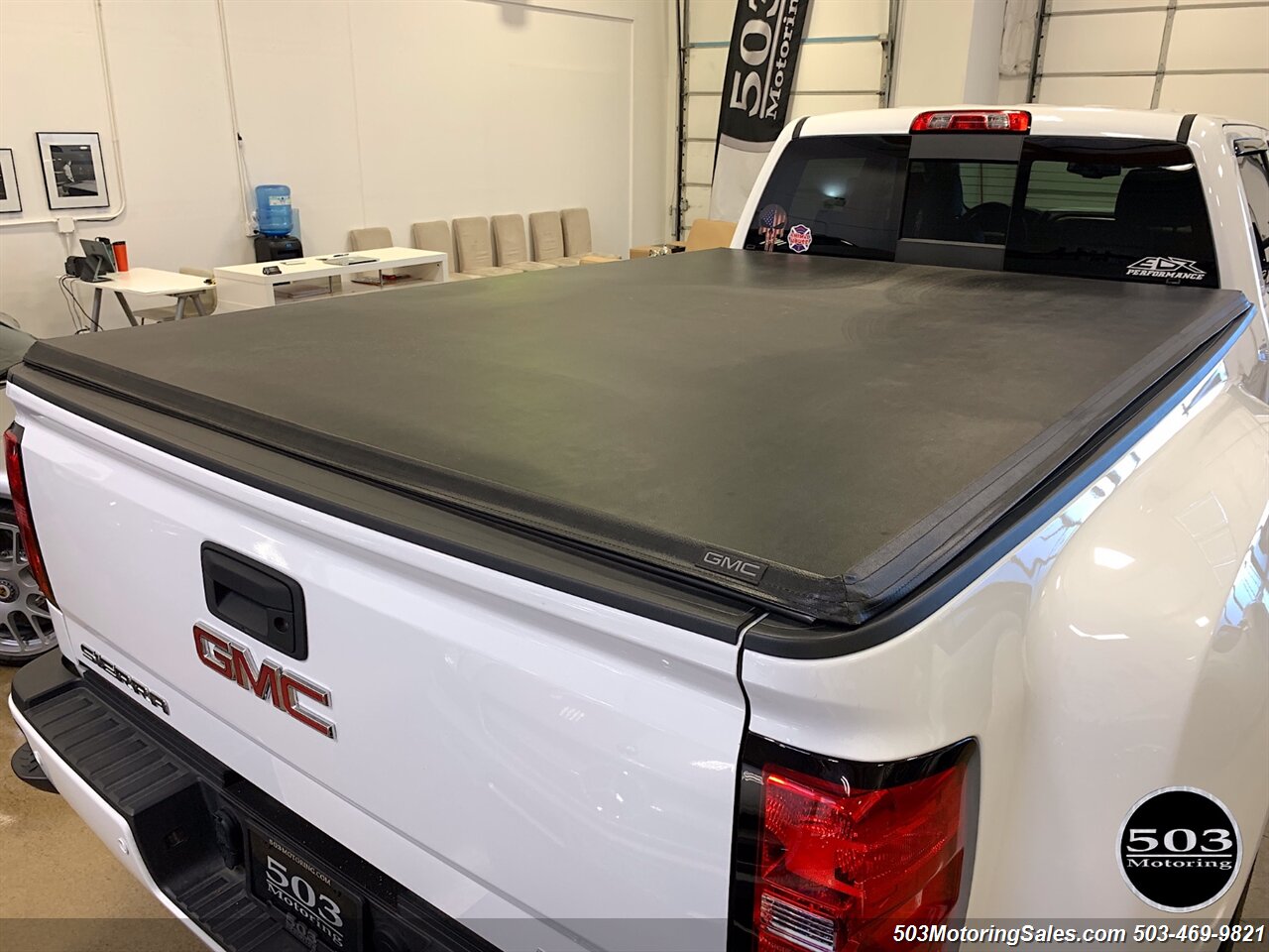 2019 GMC Sierra 3500 Denali Dually DRW   - Photo 31 - Beaverton, OR 97005