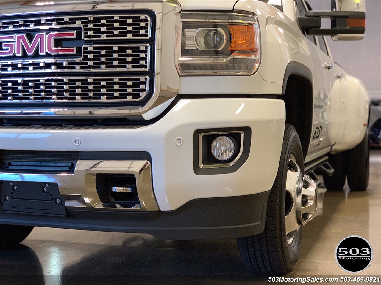 2019 GMC Sierra 3500 Denali Dually DRW   - Photo 11 - Beaverton, OR 97005