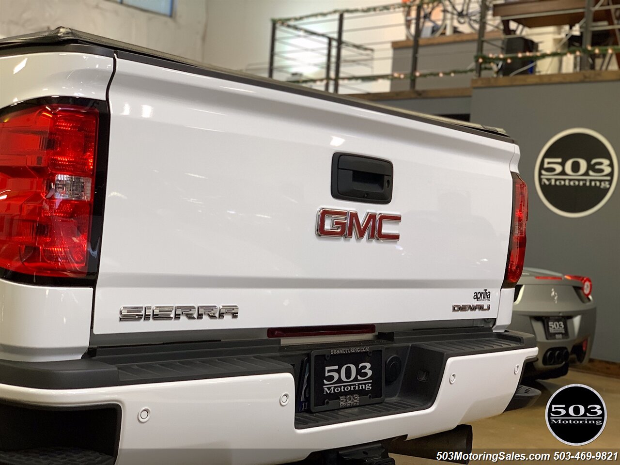 2019 GMC Sierra 3500 Denali Dually DRW   - Photo 28 - Beaverton, OR 97005