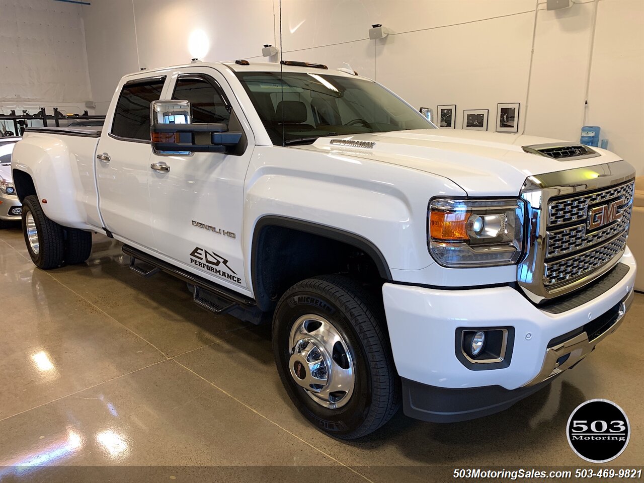 2019 GMC Sierra 3500 Denali Dually DRW   - Photo 16 - Beaverton, OR 97005