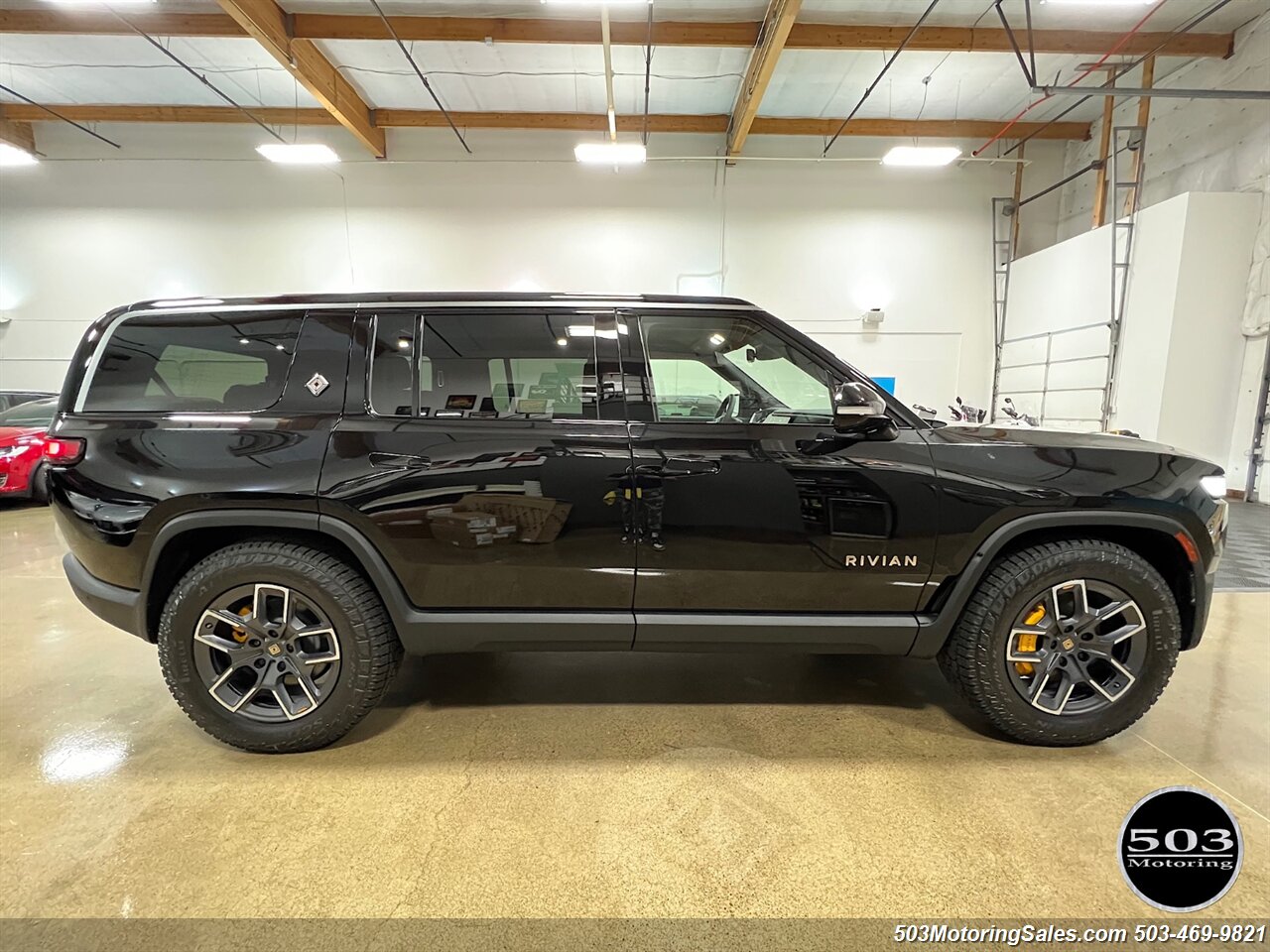 2022 Rivian R1S Launch Edition  MIDNIGHT/ASH - Photo 31 - Beaverton, OR 97005